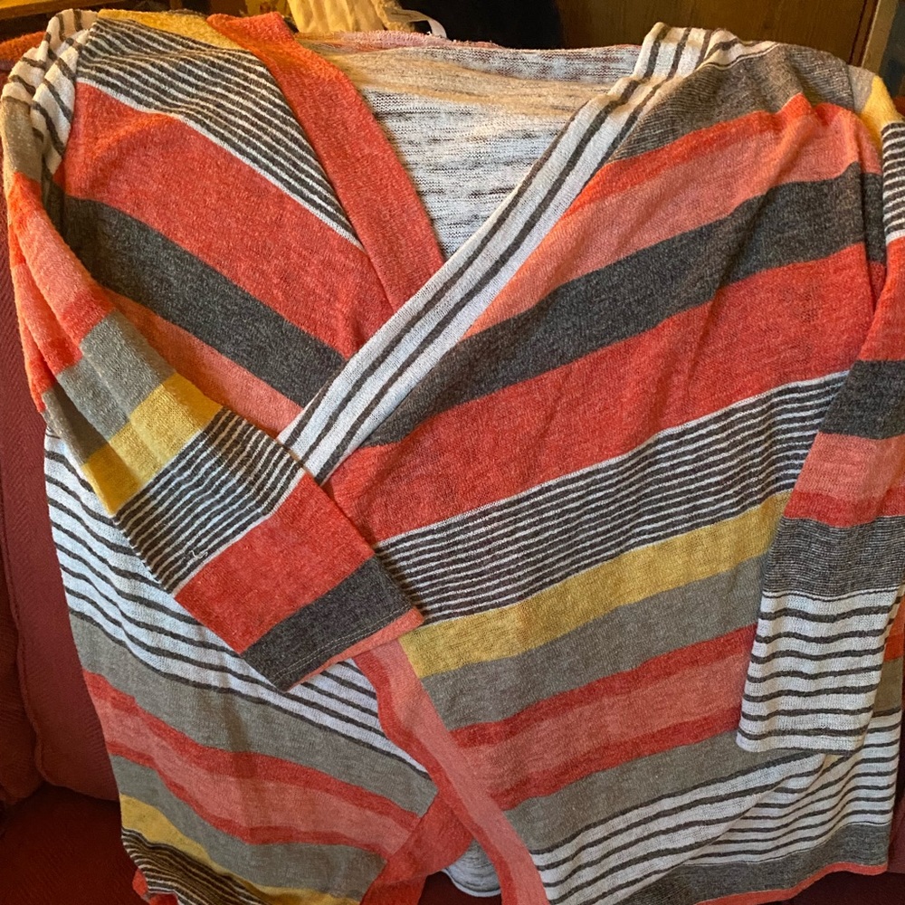 Boutique cardigan 3/4 sleeve